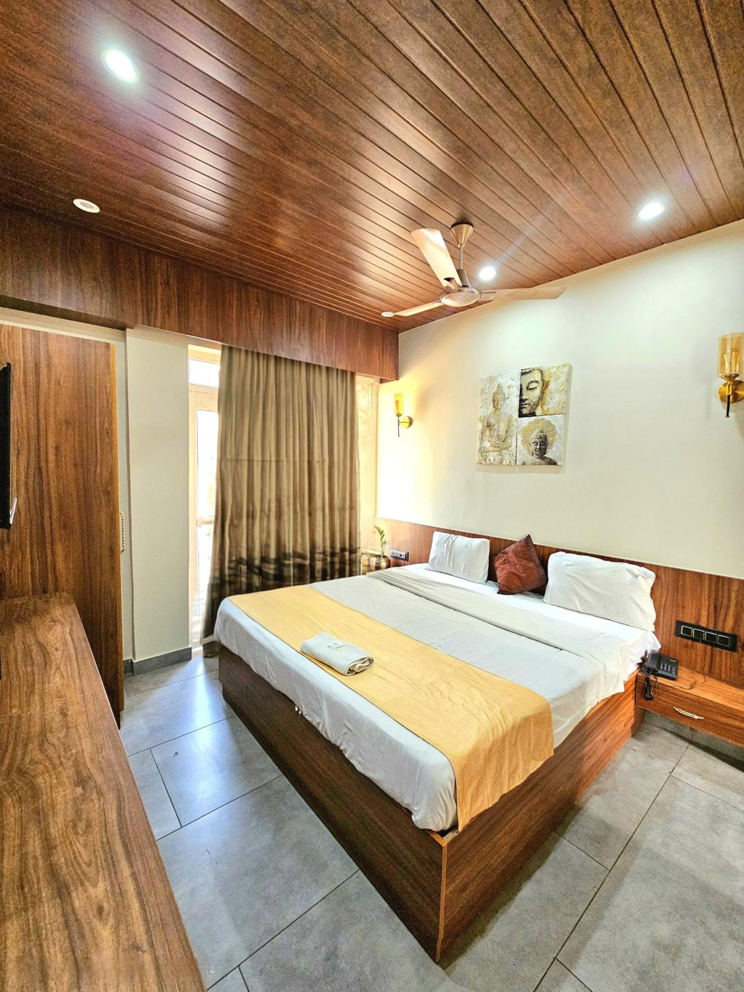 Hotel Kailash Residency Rishīkesh Esterno foto