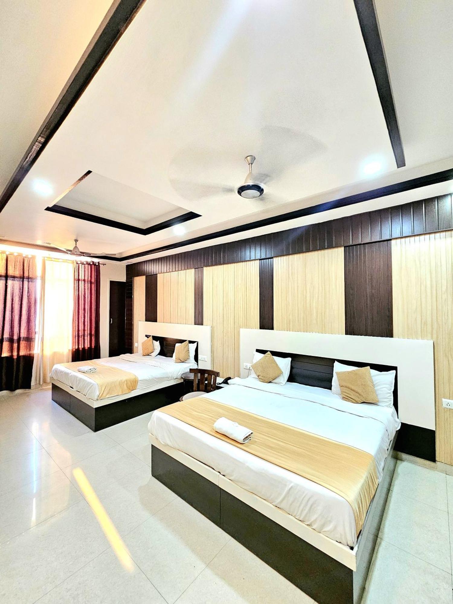 Hotel Kailash Residency Rishīkesh Esterno foto